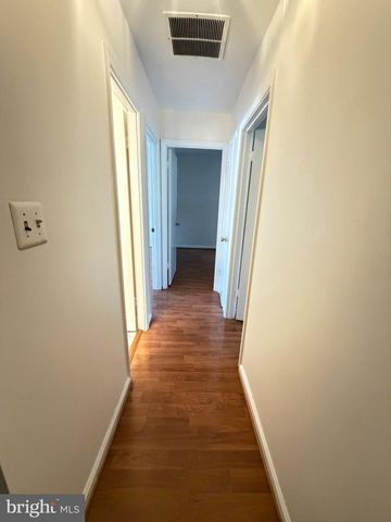 5055 TIBBITT LN, Burke, VA 22015