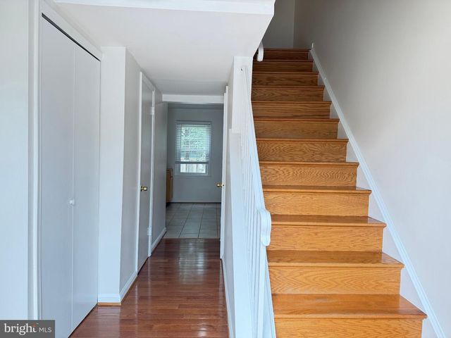 5055 TIBBITT LN, Burke, VA 22015