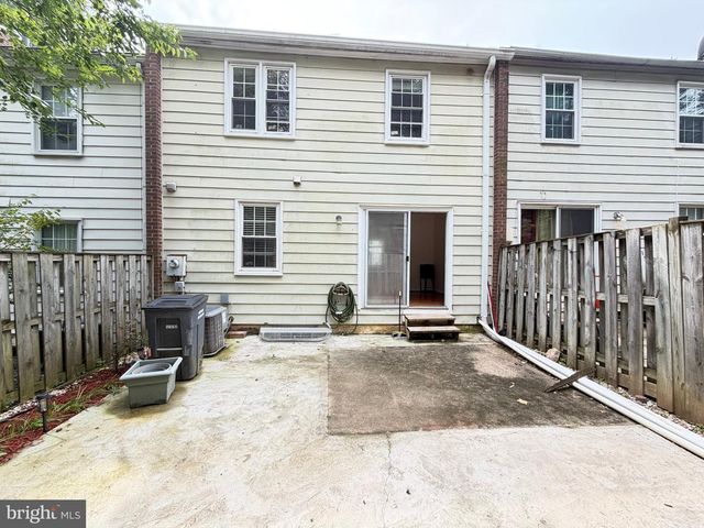 5055 TIBBITT LN, Burke, VA 22015