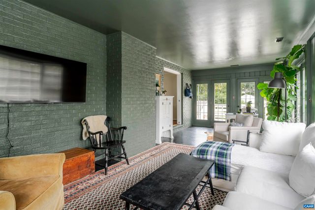 2302 WAKEFIELD RD, Charlottesville, VA 22901