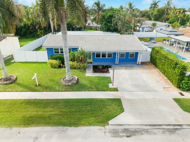 2210 NE 51ST Street, Lighthouse Point, FL 33064