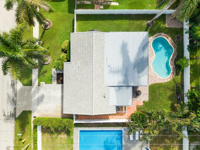 2210 NE 51ST Street, Lighthouse Point, FL 33064