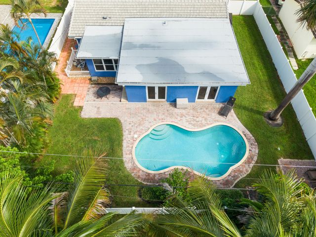 2210 NE 51ST Street, Lighthouse Point, FL 33064