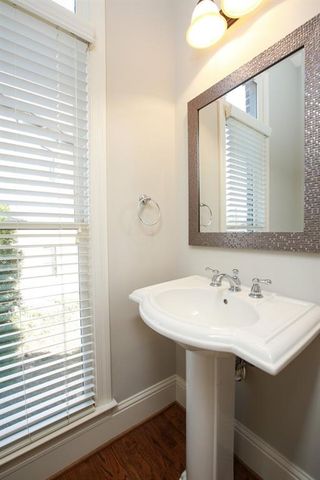 2010 Heathermere Way, Roswell, GA 30075