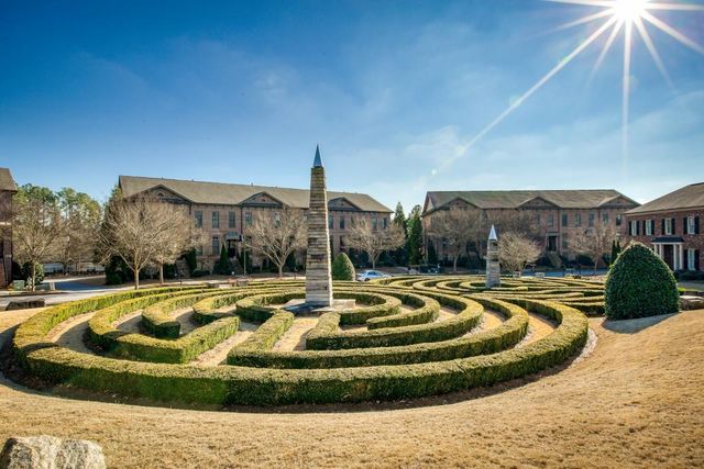 2010 Heathermere Way, Roswell, GA 30075