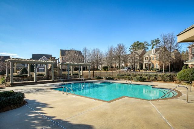 2010 Heathermere Way, Roswell, GA 30075