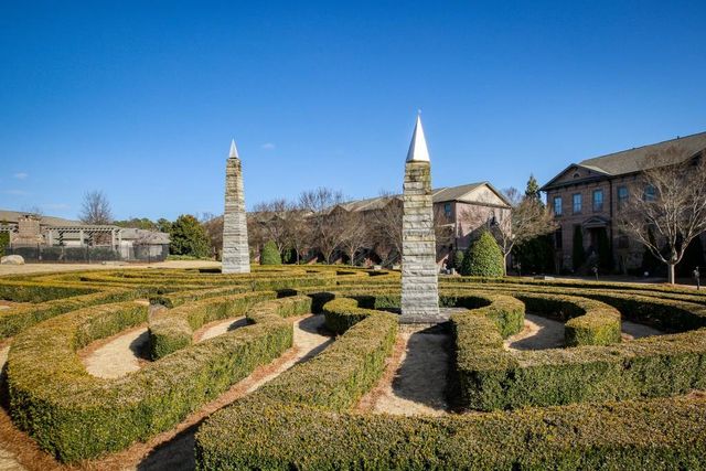 2010 Heathermere Way, Roswell, GA 30075