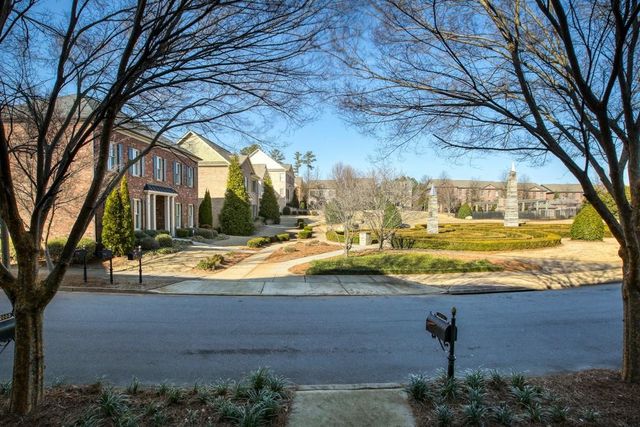 2010 Heathermere Way, Roswell, GA 30075