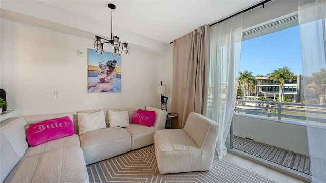 1709 N TAMIAMI TRAIL 223, Sarasota, FL 34234