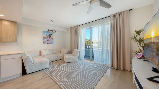 1709 N TAMIAMI TRAIL 223, Sarasota, FL 34234