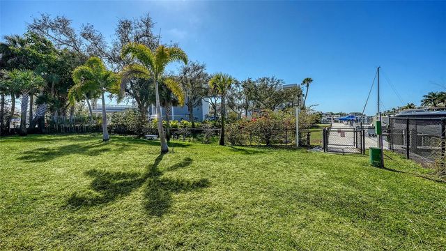 1709 N TAMIAMI TRAIL 223, Sarasota, FL 34234