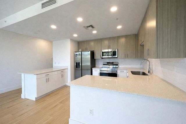 1709 N TAMIAMI TRAIL 223, Sarasota, FL 34234