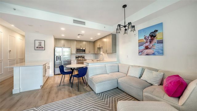 1709 N TAMIAMI TRAIL 223, Sarasota, FL 34234