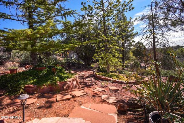 10 YELLOW SKY Way, Sedona, AZ 86336