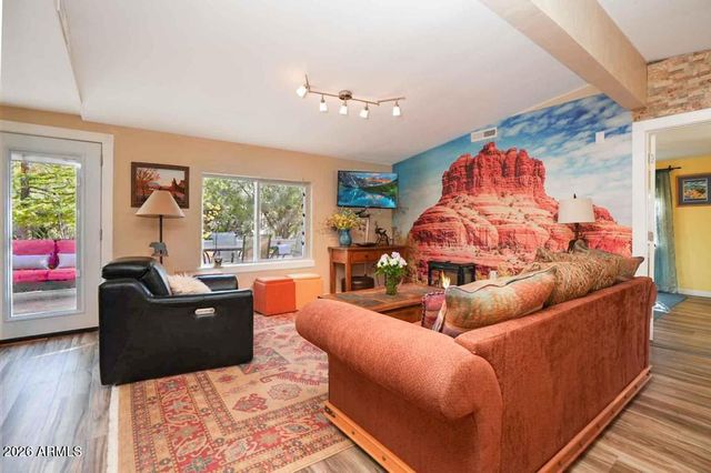 10 YELLOW SKY Way, Sedona, AZ 86336