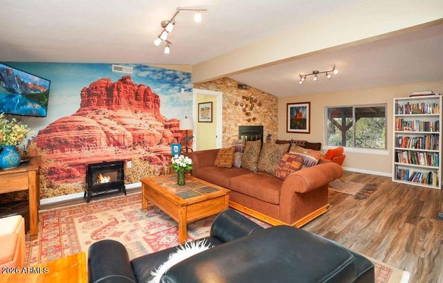 10 YELLOW SKY Way, Sedona, AZ 86336