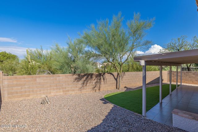 3204 W Vuelta De Los Mineros, Tucson, AZ 85745