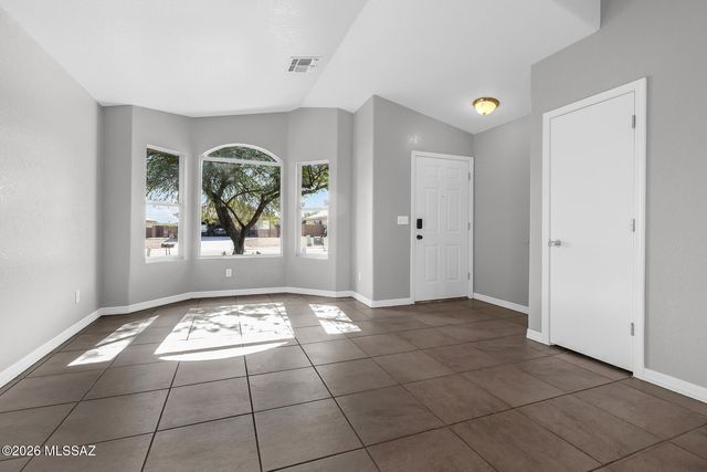 3204 W Vuelta De Los Mineros, Tucson, AZ 85745