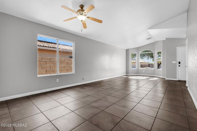 3204 W Vuelta De Los Mineros, Tucson, AZ 85745