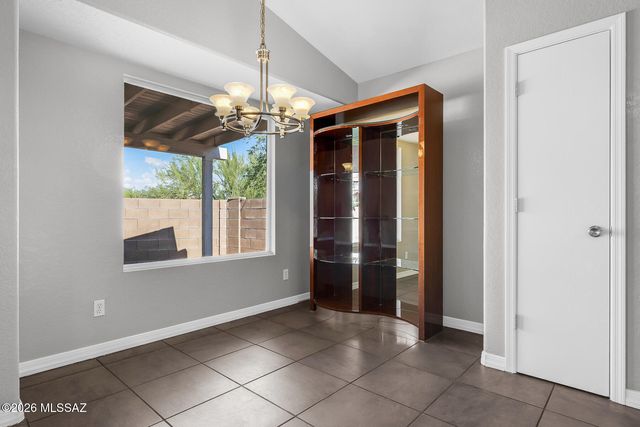 3204 W Vuelta De Los Mineros, Tucson, AZ 85745