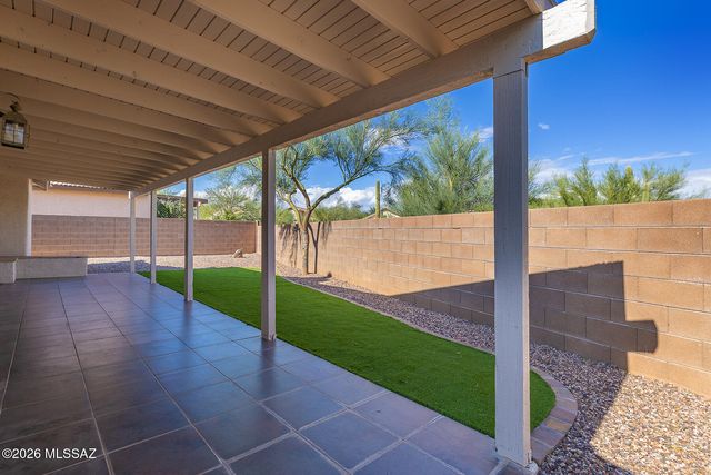 3204 W Vuelta De Los Mineros, Tucson, AZ 85745