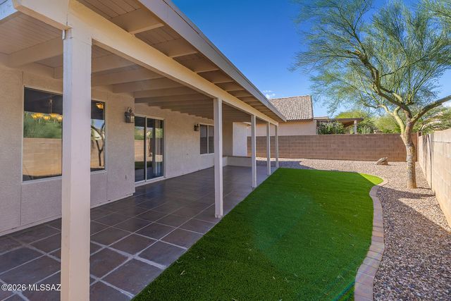 3204 W Vuelta De Los Mineros, Tucson, AZ 85745