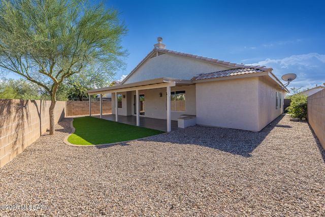 3204 W Vuelta De Los Mineros, Tucson, AZ 85745