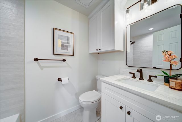 11903 NE 142nd Place, Kirkland, WA 98034