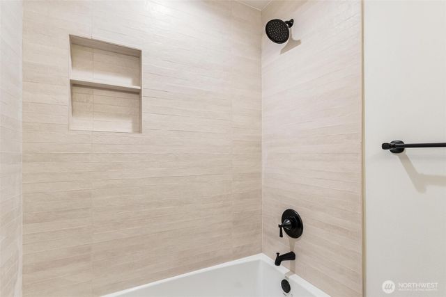 11903 NE 142nd Place, Kirkland, WA 98034