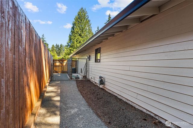 11903 NE 142nd Place, Kirkland, WA 98034