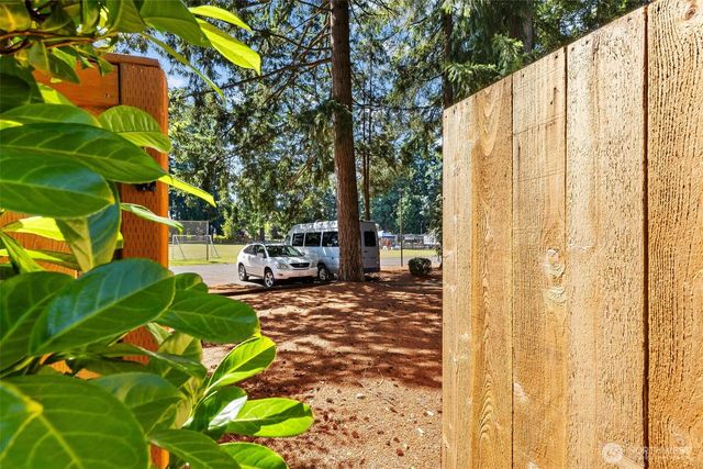 11903 NE 142nd Place, Kirkland, WA 98034