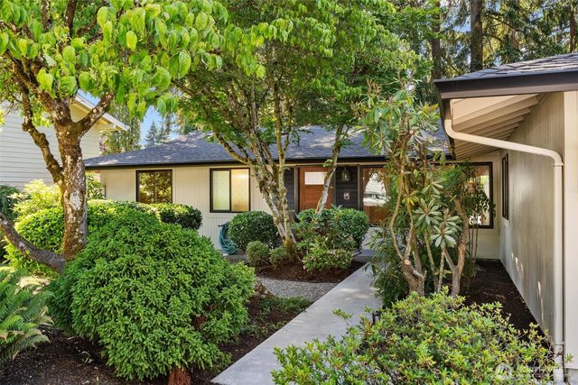 11903 NE 142nd Place, Kirkland, WA 98034