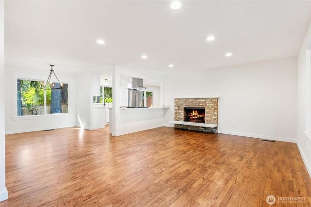 11903 NE 142nd Place, Kirkland, WA 98034