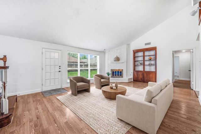 13314 Agarita Lane, Houston, TX 77083
