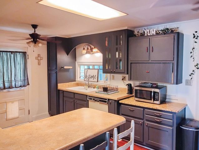 2665 Center Point Rd, Pulaski, TN 38478