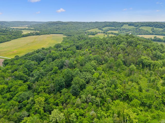 2665 Center Point Rd, Pulaski, TN 38478