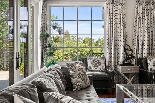 15301 Robin Anne Lane, Monte Sereno, CA 95030