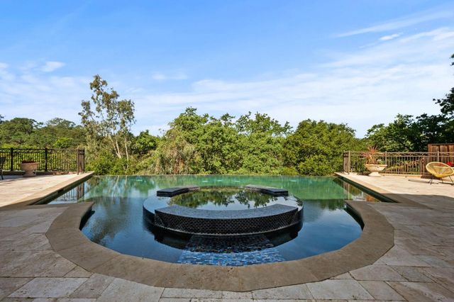 15301 Robin Anne Lane, Monte Sereno, CA 95030