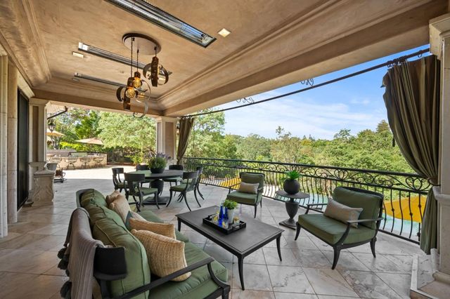 15301 Robin Anne Lane, Monte Sereno, CA 95030