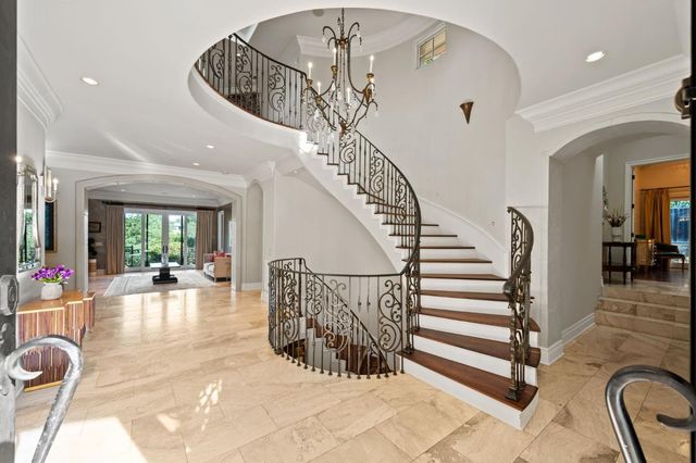 15301 Robin Anne Lane, Monte Sereno, CA 95030