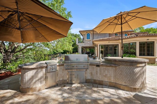 15301 Robin Anne Lane, Monte Sereno, CA 95030