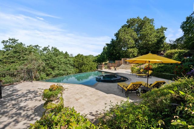 15301 Robin Anne Lane, Monte Sereno, CA 95030