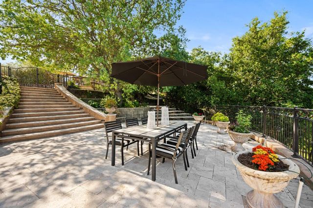 15301 Robin Anne Lane, Monte Sereno, CA 95030