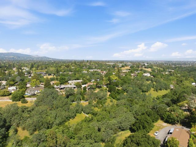 15301 Robin Anne Lane, Monte Sereno, CA 95030