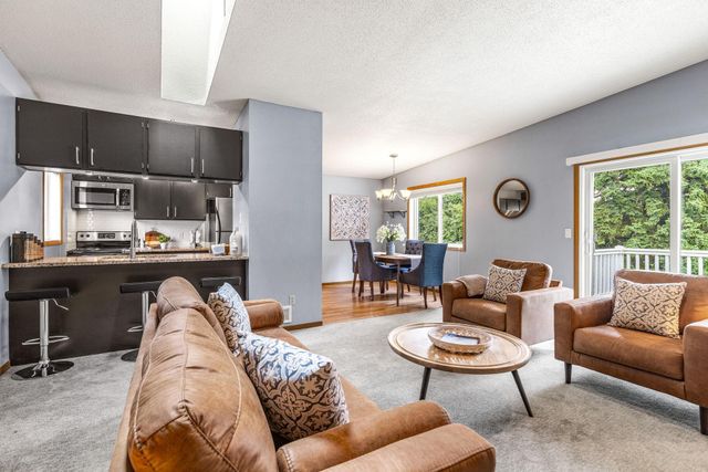 5621 Pompano Drive, Minnetonka, MN 55343