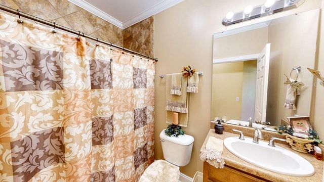 444 Hicks Road, Dothan, AL 36303