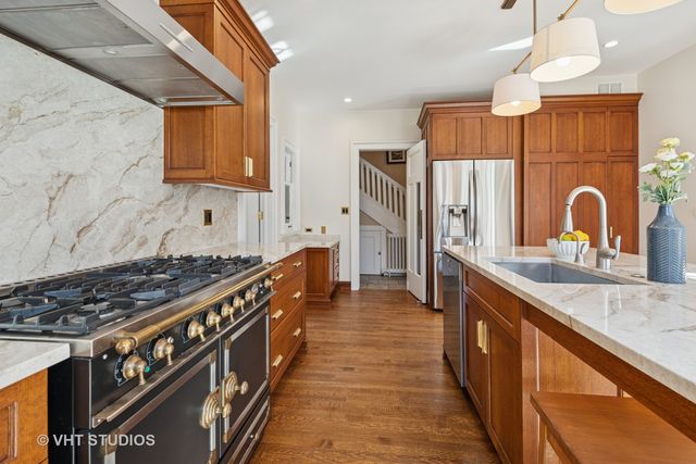 1120 Forest Avenue, Evanston, IL 60202