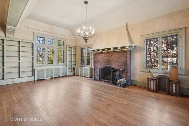 1120 Forest Avenue, Evanston, IL 60202