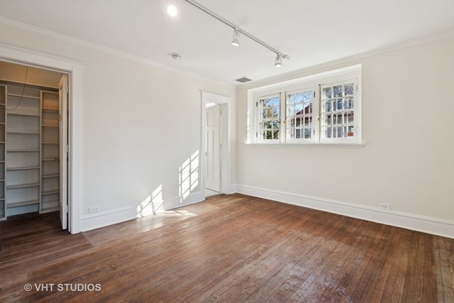1120 Forest Avenue, Evanston, IL 60202