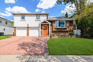 960 Cliffside Avenue, North Woodmere, NY 11581